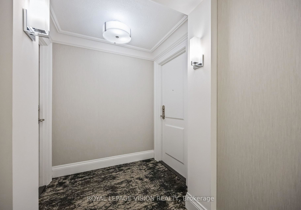 15-greenview-avenue-toronto-ontario-c12722896