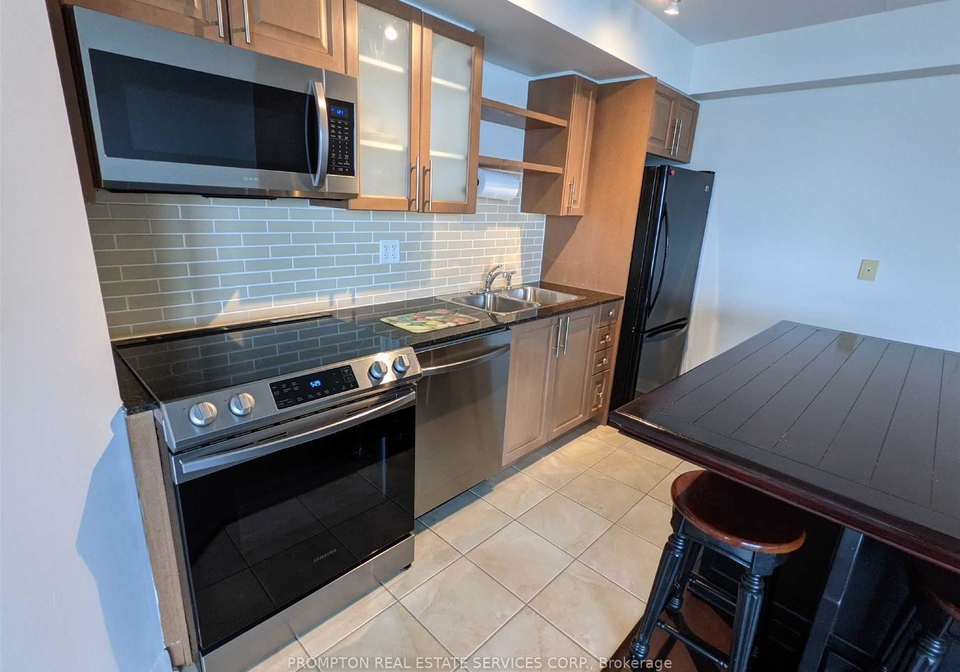 600-fleet-street-toronto-ontario-c12722962