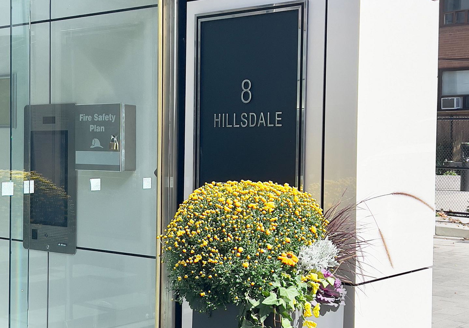 8-hillsdale-avenue-e-toronto-ontario-c12722968