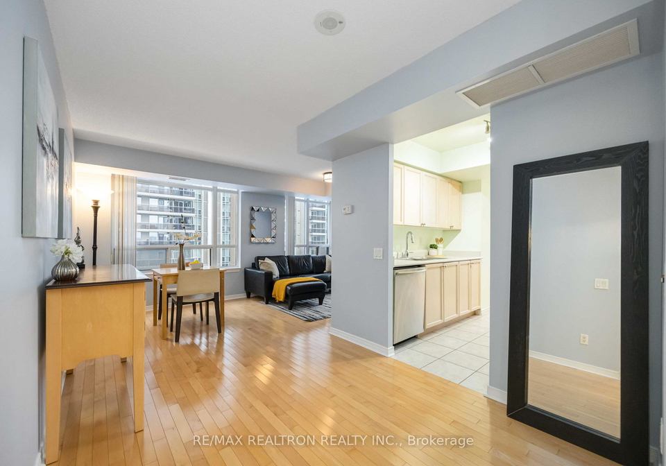 155-beecroft-road-toronto-ontario-c12723180