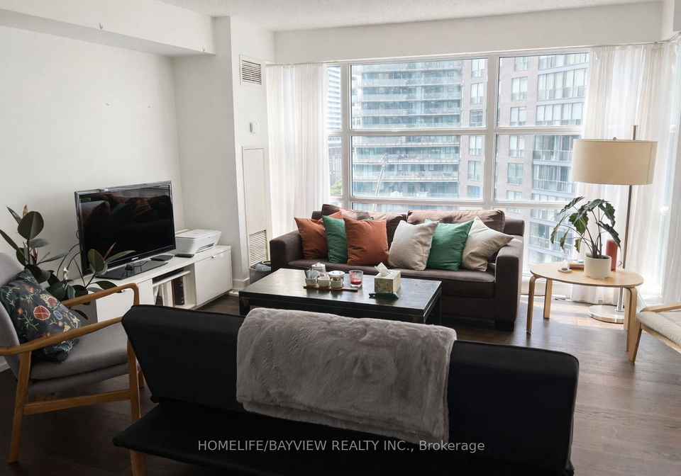 11-st-joseph-street-toronto-ontario-c12723298