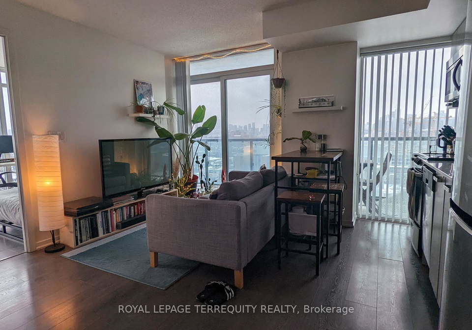 36-lisgar-street-toronto-ontario-c12723526