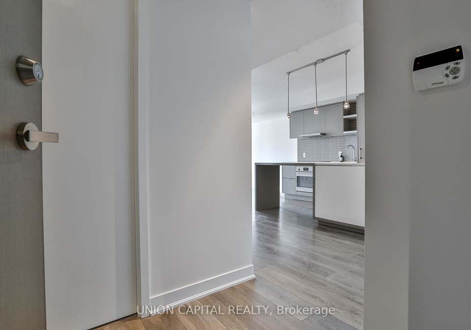 88-harbour-street-toronto-ontario-c12723674