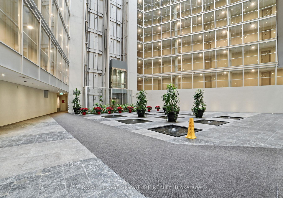 650-queens-quay-w-toronto-ontario-c12724180