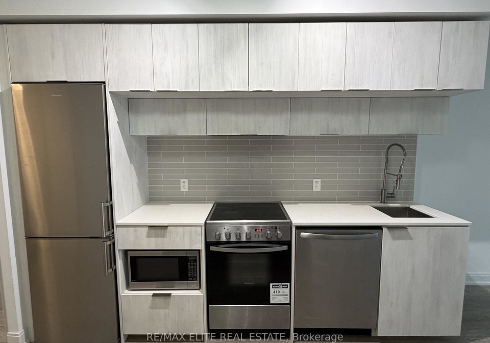 181-dundas-street-e-toronto-ontario-c12724276
