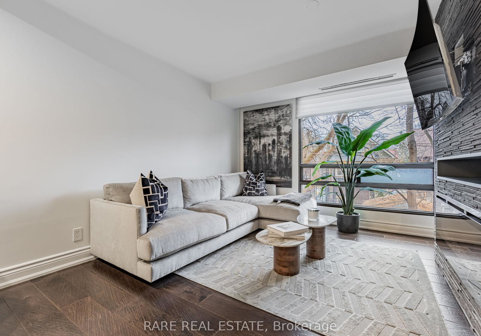 449-walmer-road-toronto-ontario-c12724494