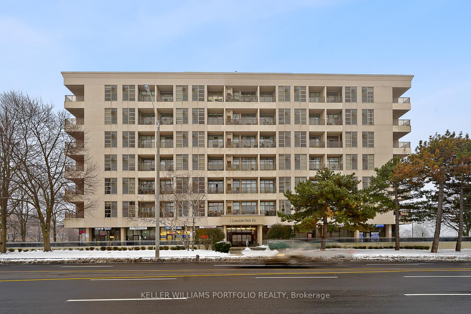 1-leaside-park-drive-east-york-ontario-c12724754