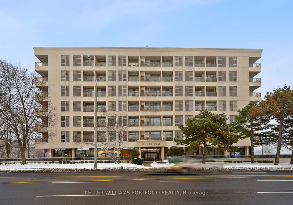 1-leaside-park-drive-east-york-ontario-c12724754