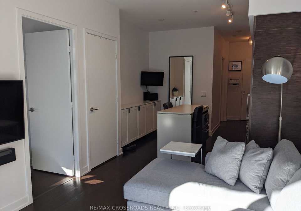 1030-king-street-w-toronto-ontario-c12724898