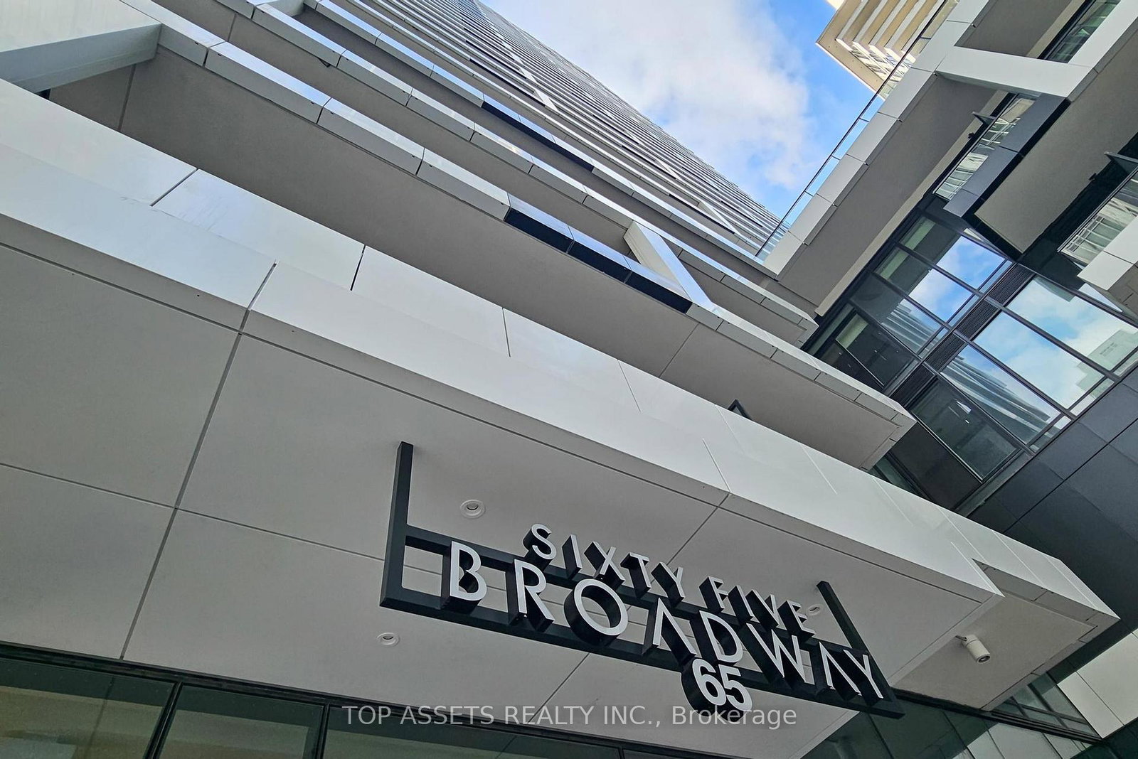 65-broadway-avenue-toronto-ontario-c12725032