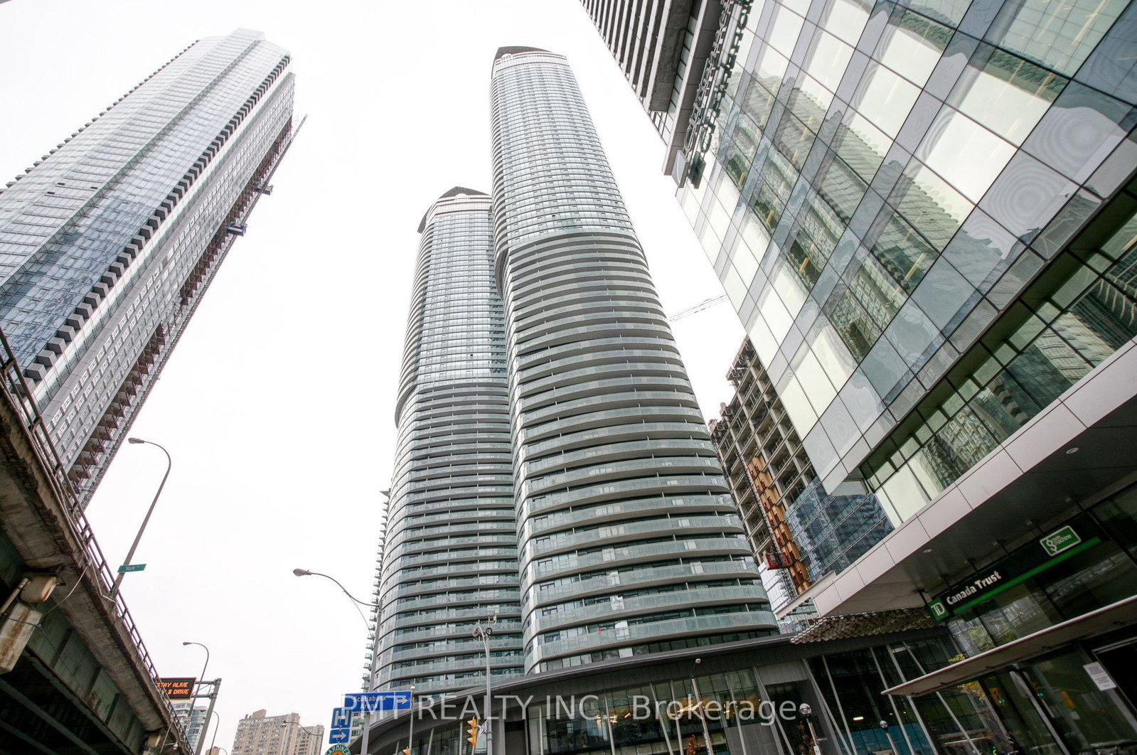 14-york-street-toronto-ontario-c12725106