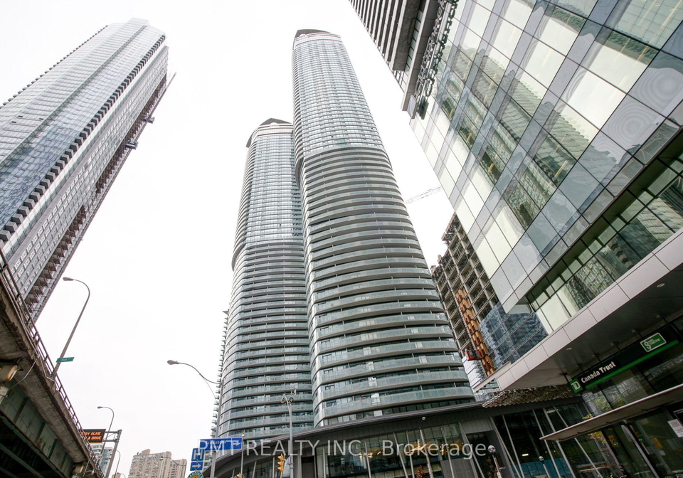 14-york-street-toronto-ontario-c12725106
