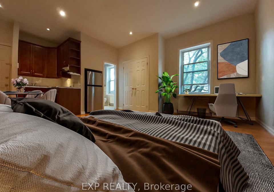 195-carlton-street-toronto-ontario-c12725108