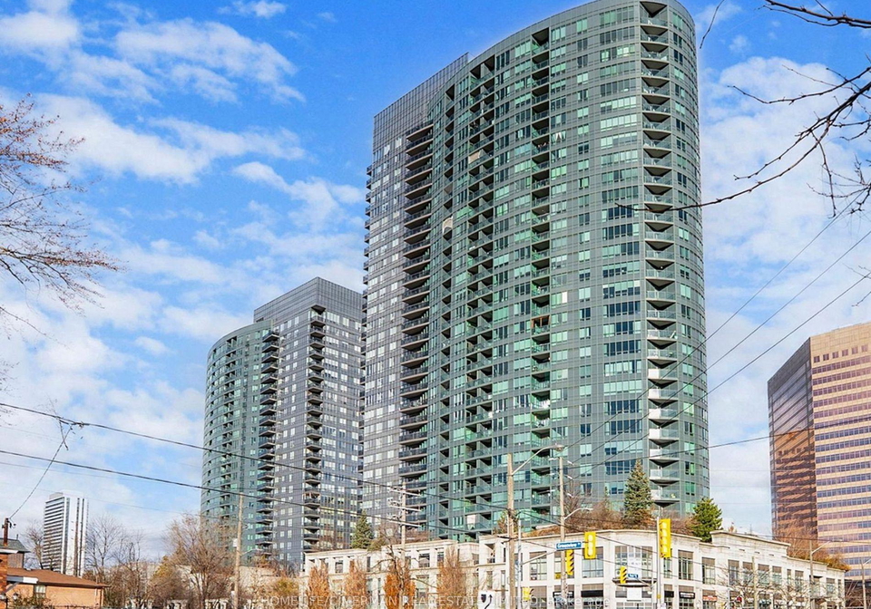 15-greenview-avenue-toronto-ontario-c12725140