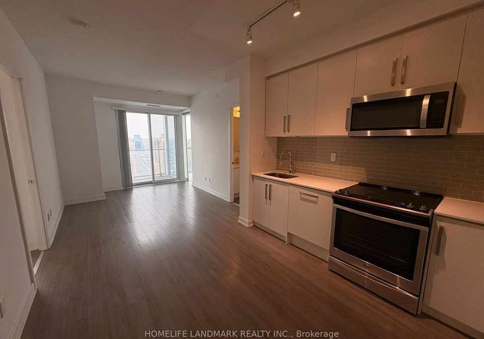 5180-yonge-street-toronto-ontario-c12726064