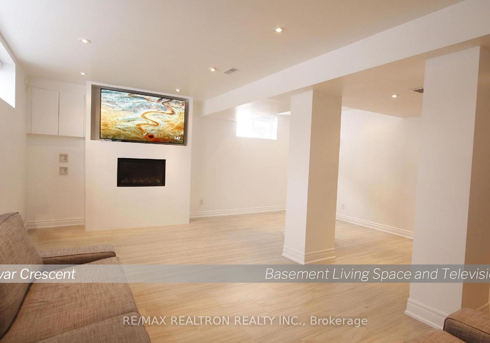 7-lochinvar-crescent-north-york-ontario-c12726196