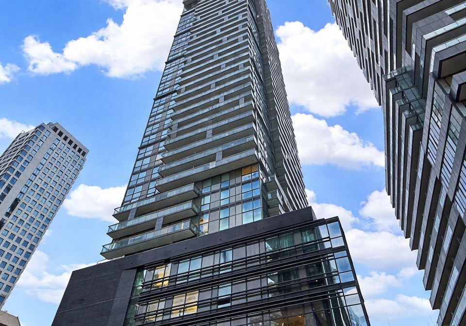 39-roehampton-avenue-toronto-ontario-c12726228