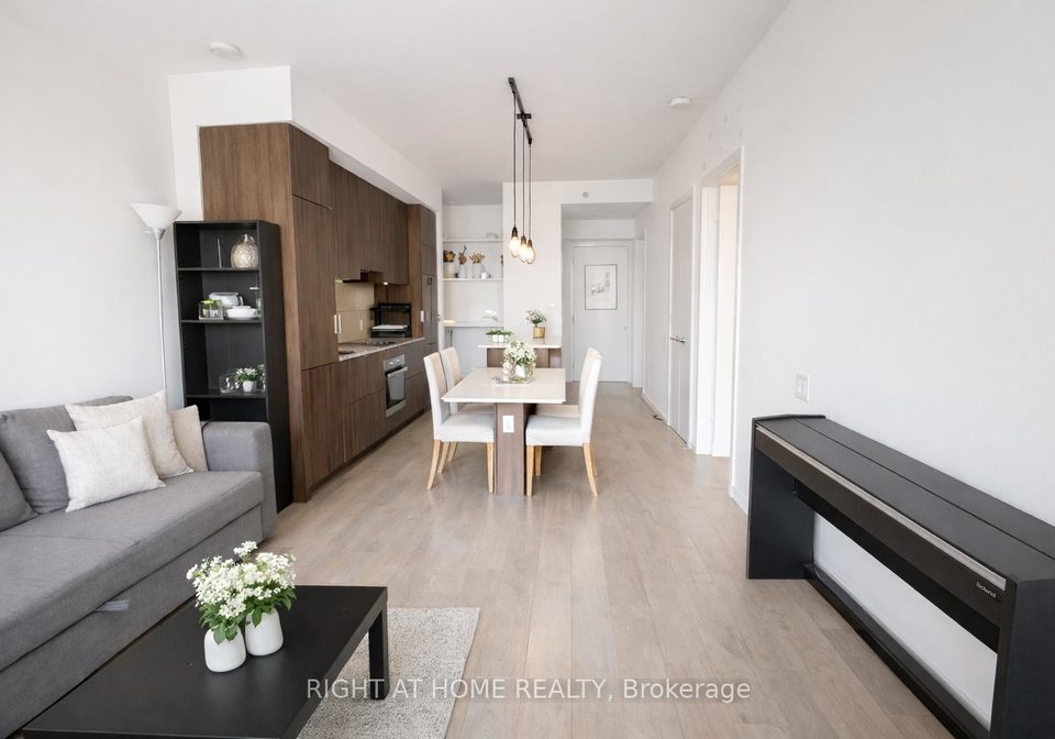 5-st-joseph-street-toronto-ontario-c12726256