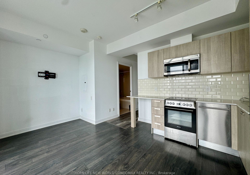 42-charles-street-e-toronto-ontario-c12726554