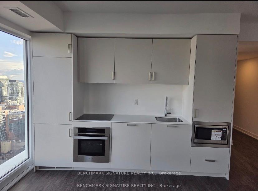 88-queen-street-e-toronto-ontario-c12726568