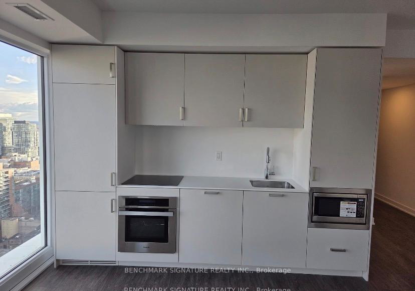 88-queen-street-e-toronto-ontario-c12726568