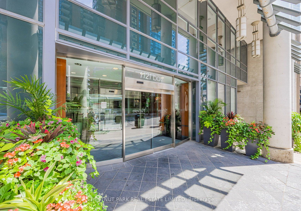 1121-bay-street-toronto-ontario-c12726624