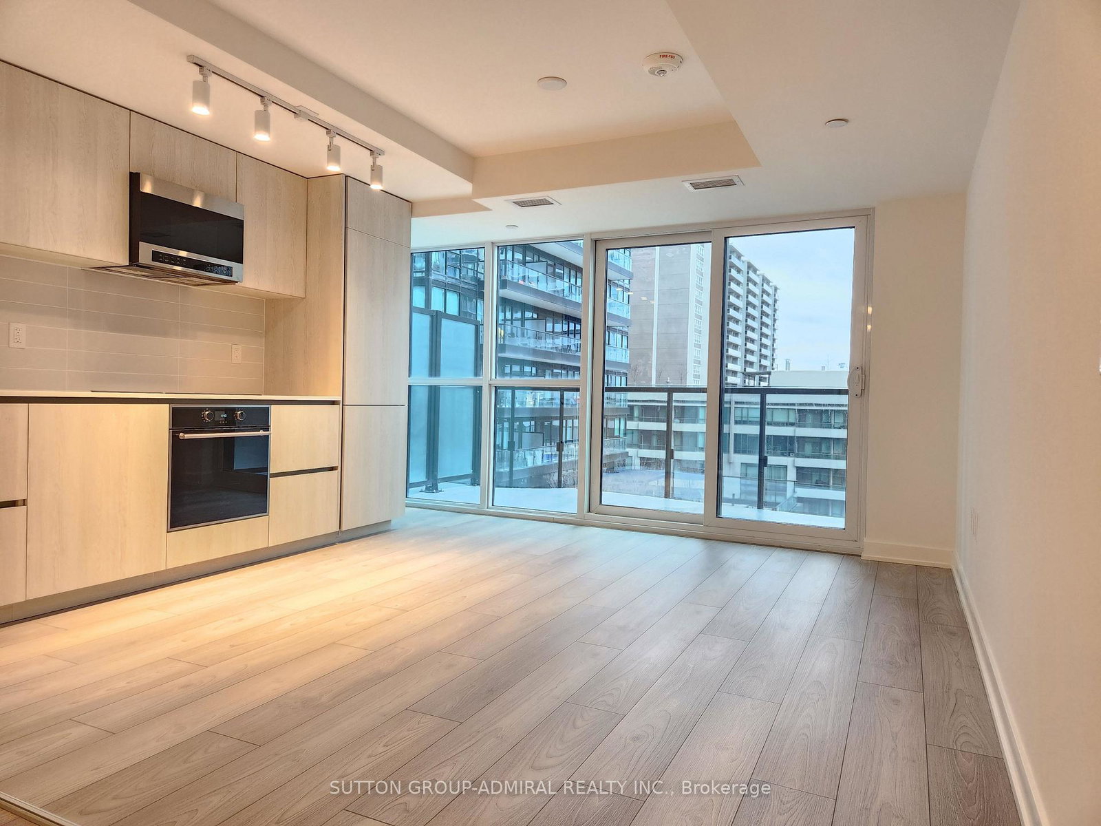 120-broadway-avenue-toronto-ontario-c12726728