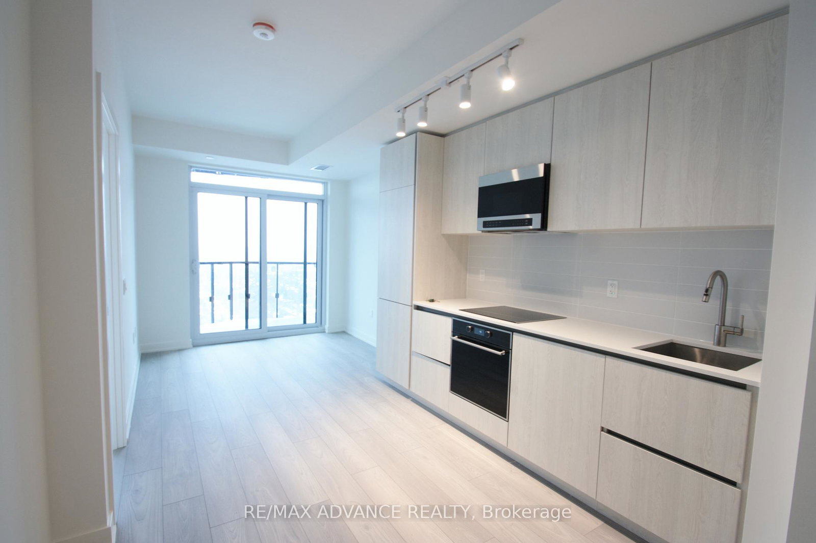 110-broadway-avenue-toronto-ontario-c12727190