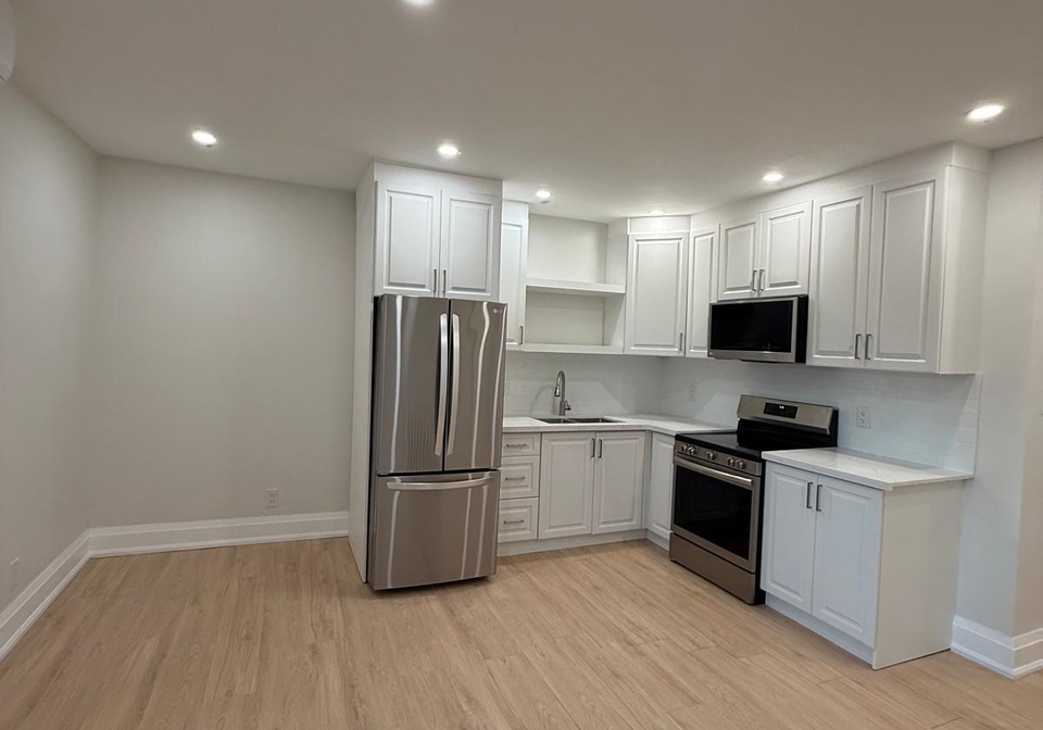 380-clinton-street-toronto-ontario-c12727304