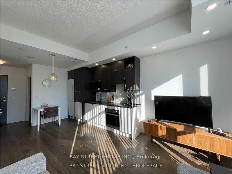 199-richmond-street-w-toronto-ontario-c12727458