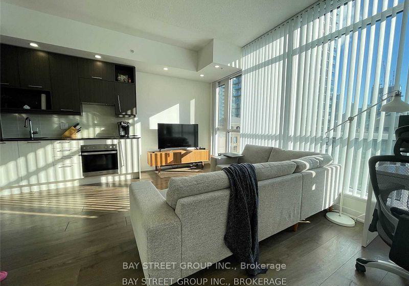 199-richmond-street-w-toronto-ontario-c12727458