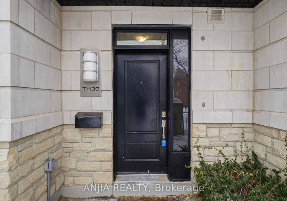 9-oakburn-crescent-north-york-ontario-c12727654