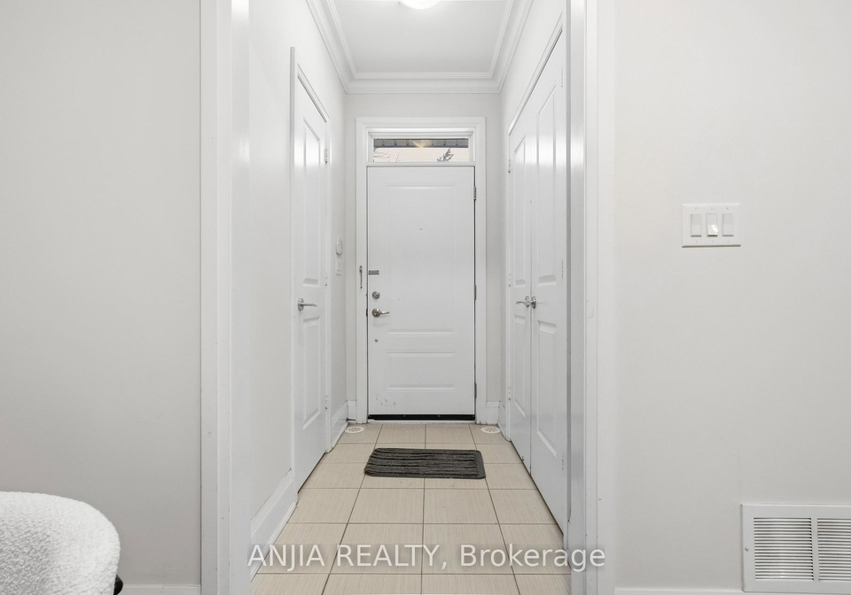 9-oakburn-crescent-north-york-ontario-c12727654