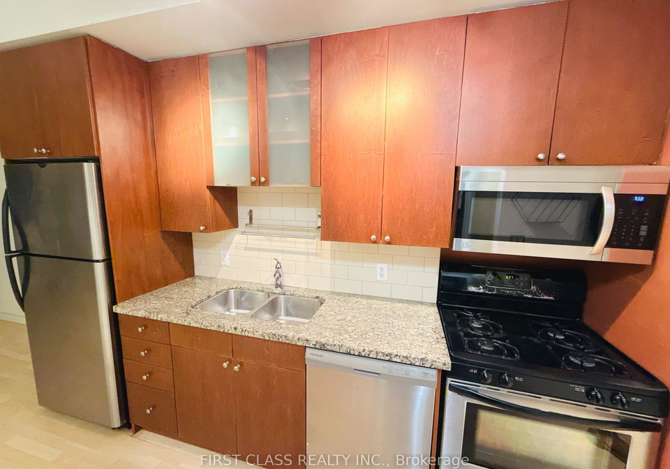 1-shaw-street-toronto-ontario-c12727694