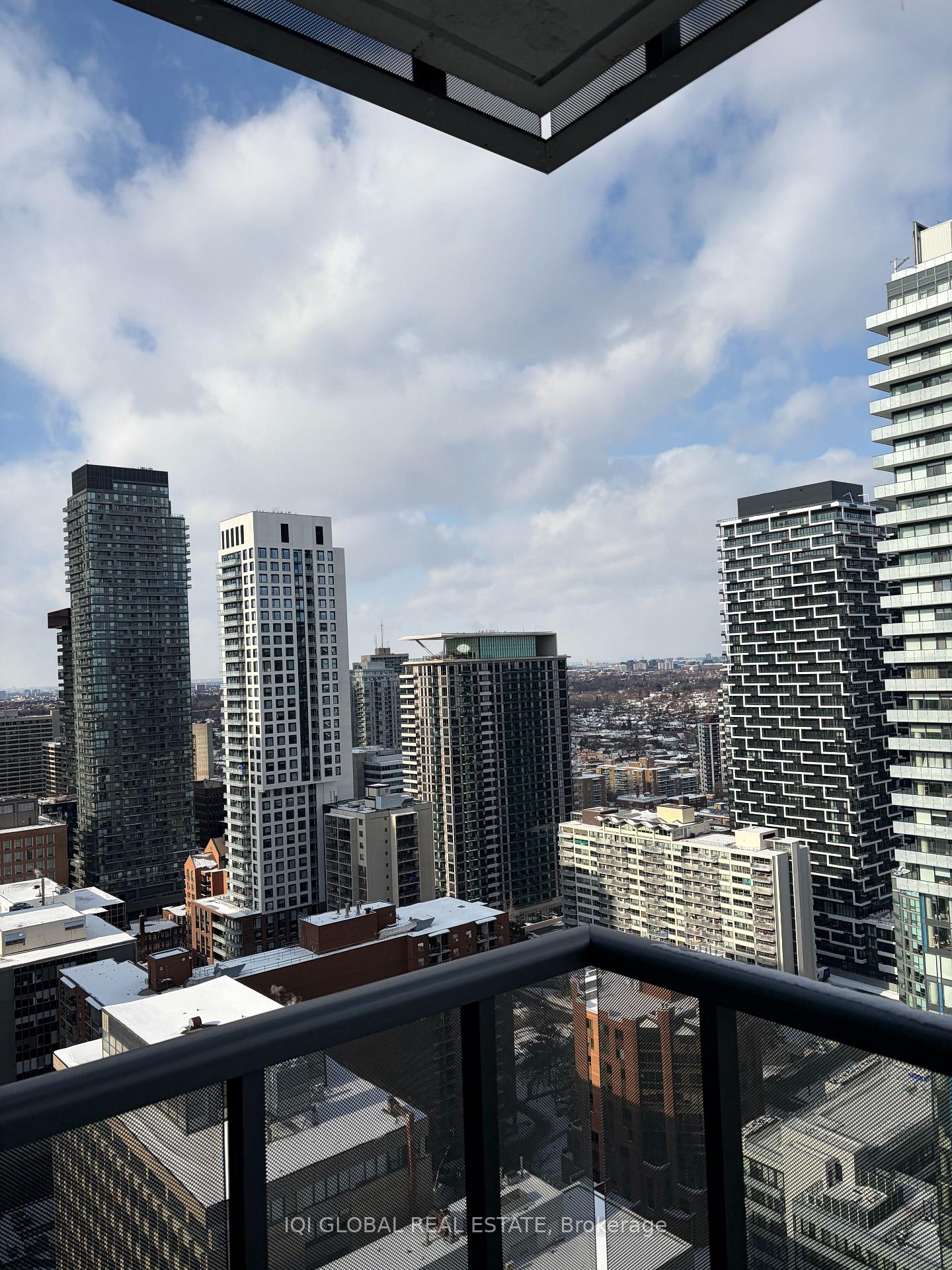 125-redpath-avenue-s-toronto-ontario-c12727736