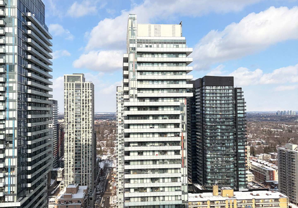 125-redpath-avenue-s-toronto-ontario-c12727736