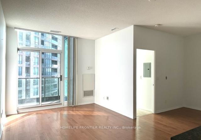 231-fort-york-boulevard-toronto-ontario-c12727822