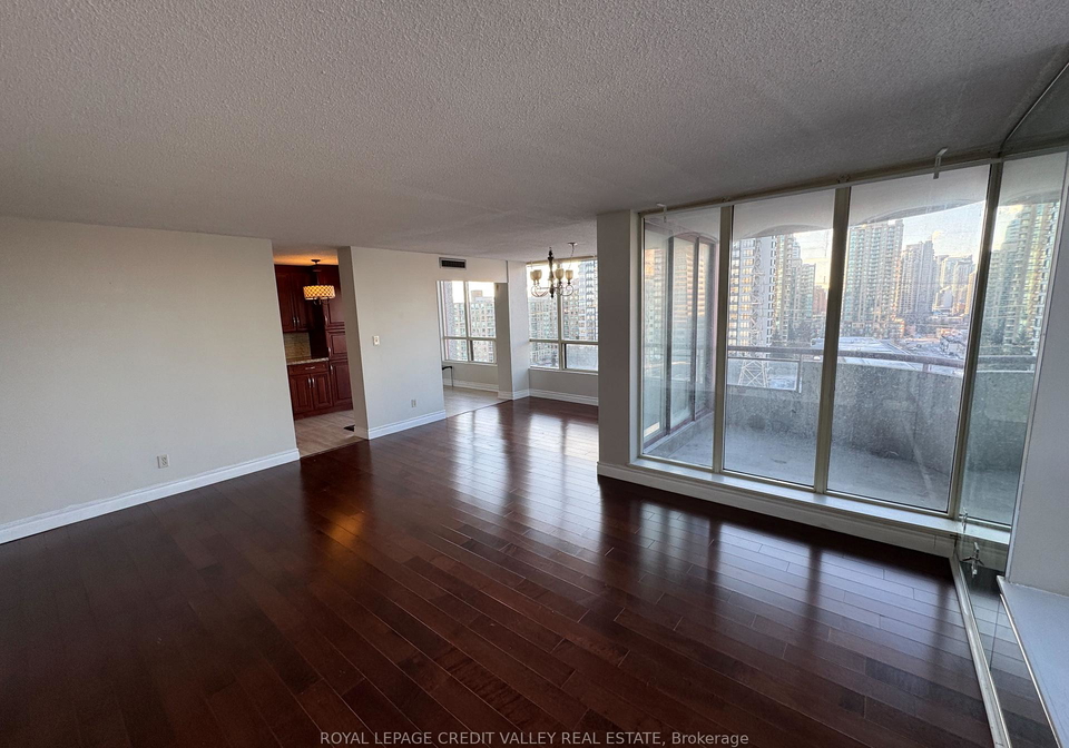 5765-yonge-street-north-york-ontario-c12727904