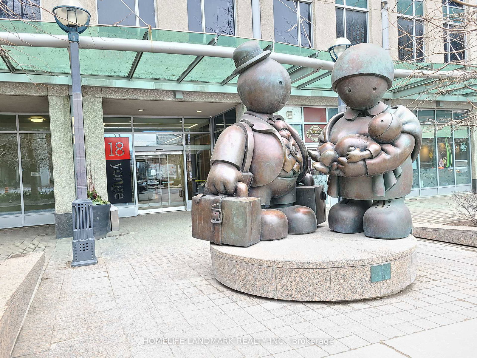 18-yonge-street-toronto-ontario-c12727982