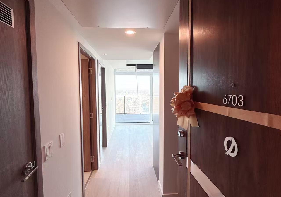 3-concord-cityplace-way-toronto-ontario-c12728340