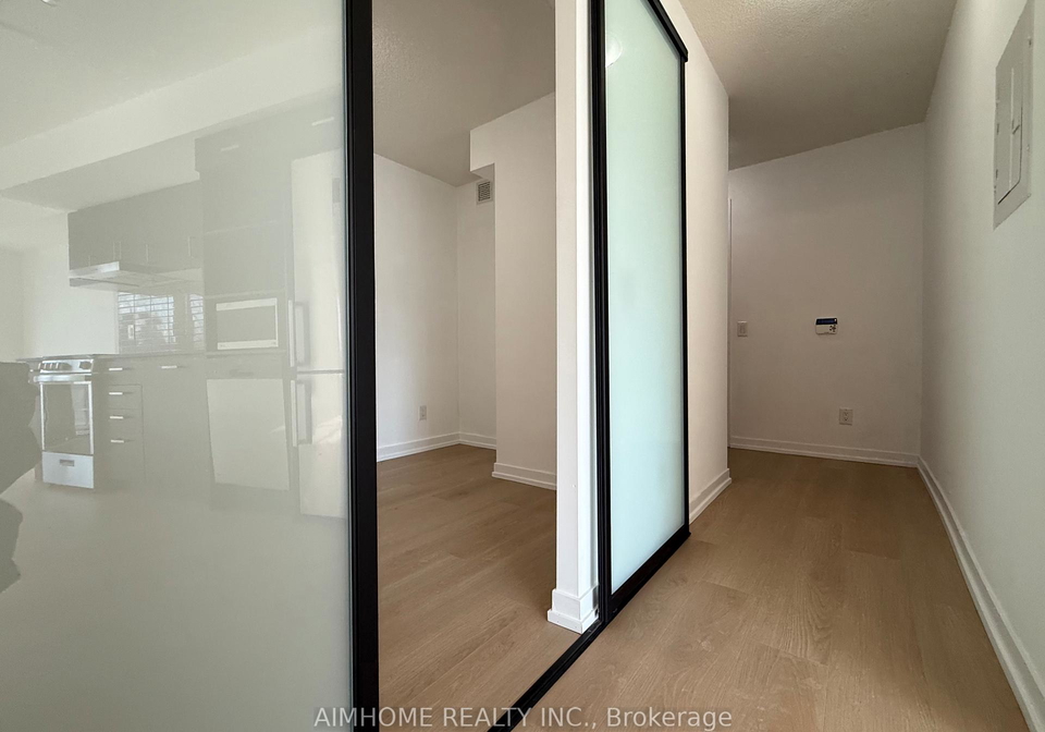 219-dundas-street-e-toronto-ontario-c12728352