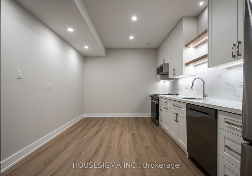 15-mission-drive-north-york-ontario-c12728386