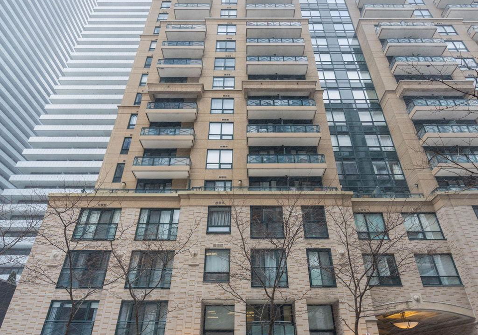 35-hayden-street-toronto-ontario-c12728824