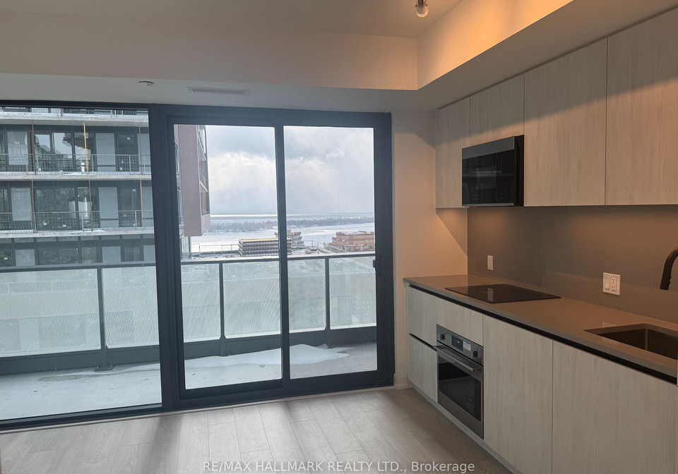 35-parliament-street-s-toronto-ontario-c12729068