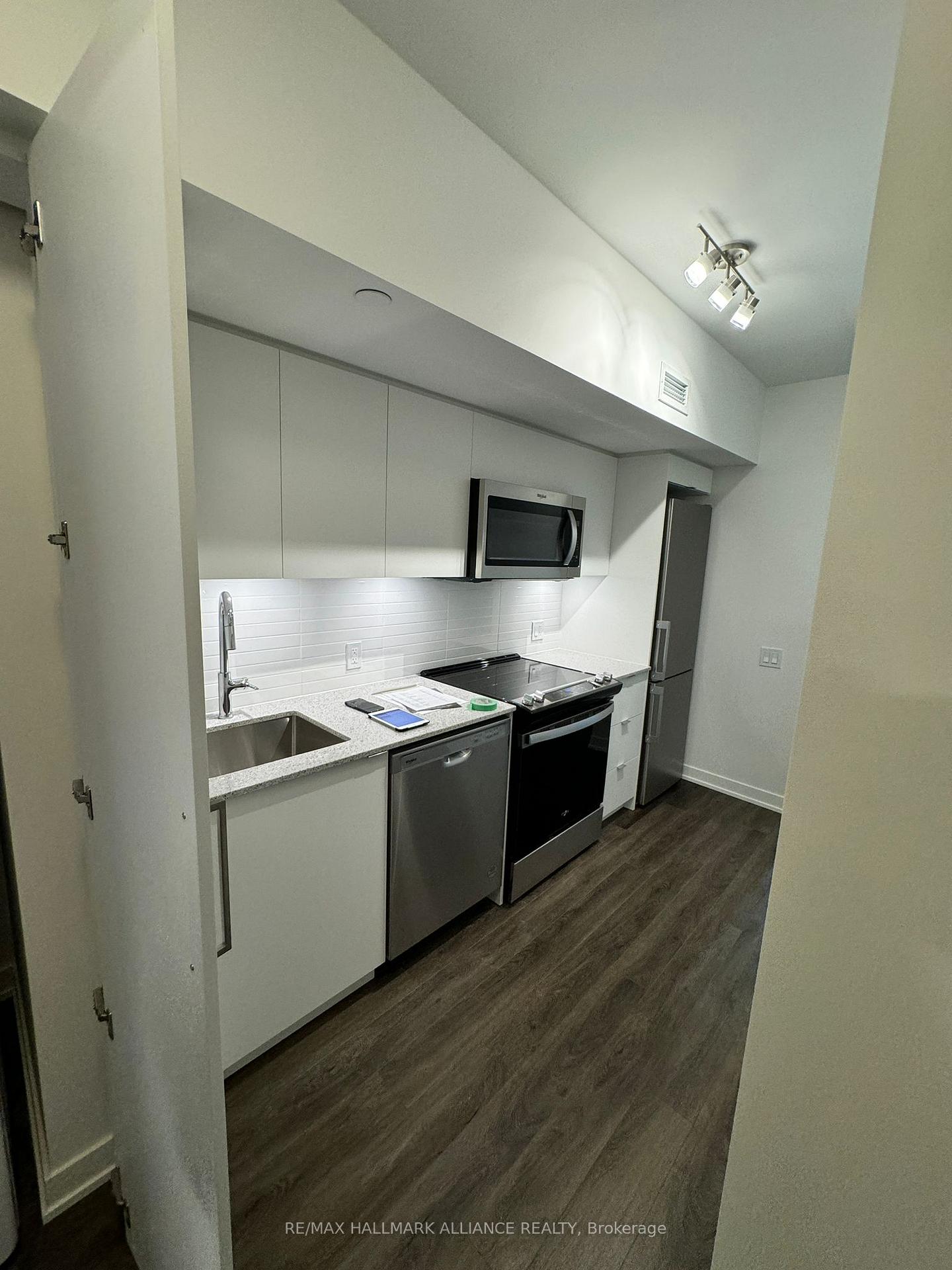 500-wilson-avenue-toronto-ontario-c12729424