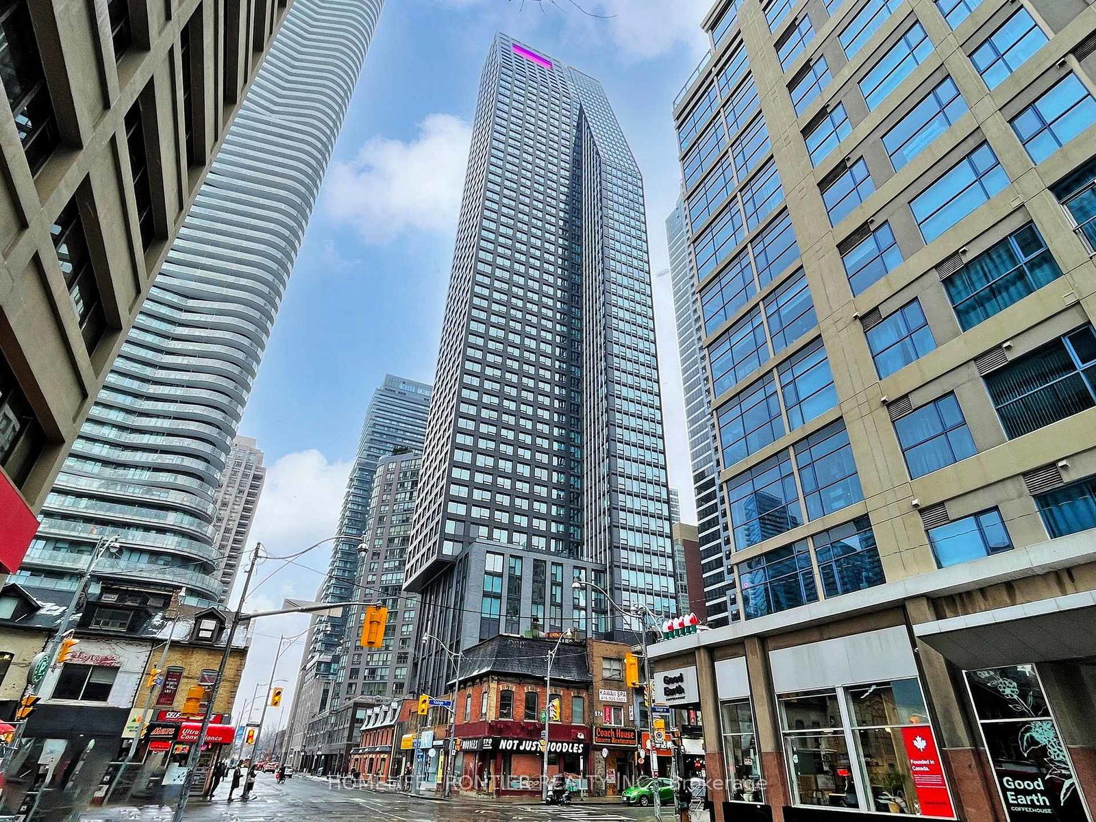 8-wellesley-street-w-toronto-ontario-c12729482