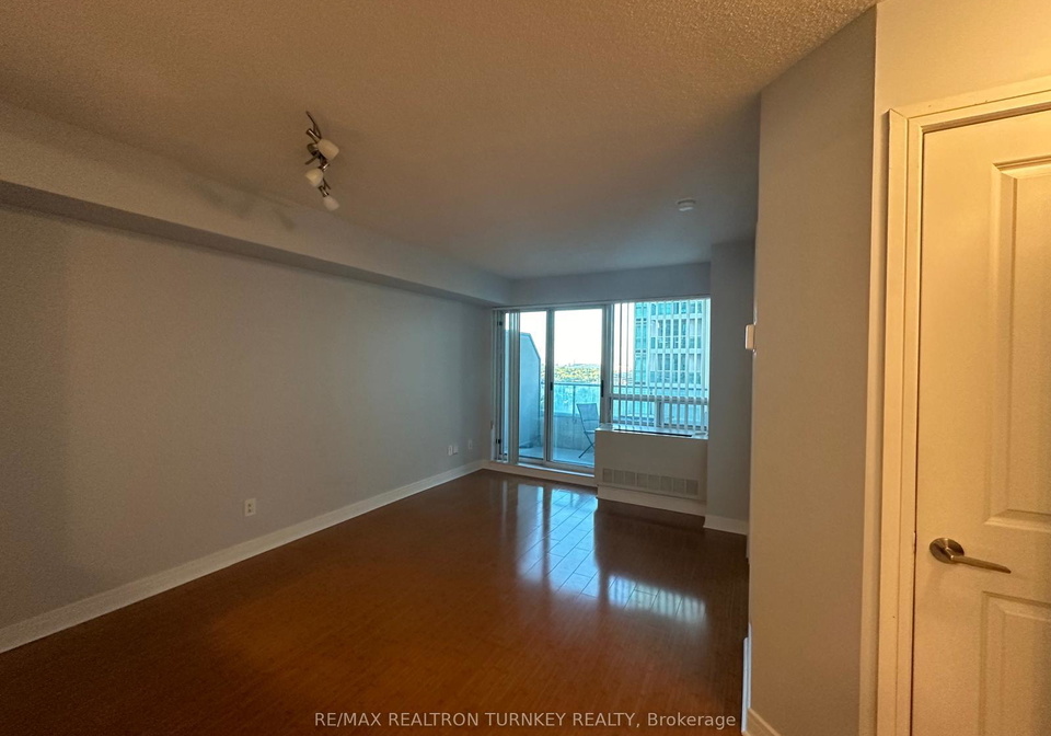 35-bales-avenue-north-york-ontario-c12729626