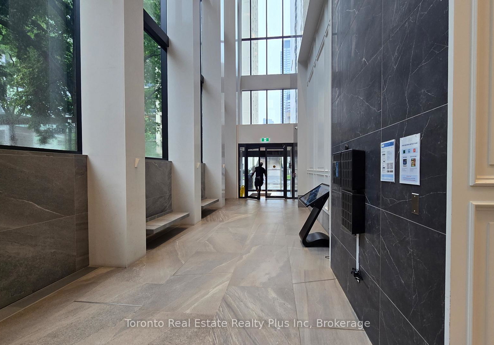 3-gloucester-street-toronto-ontario-c12730118
