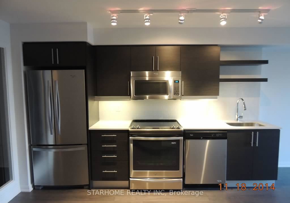 400-adelaide-street-e-toronto-ontario-c12730264
