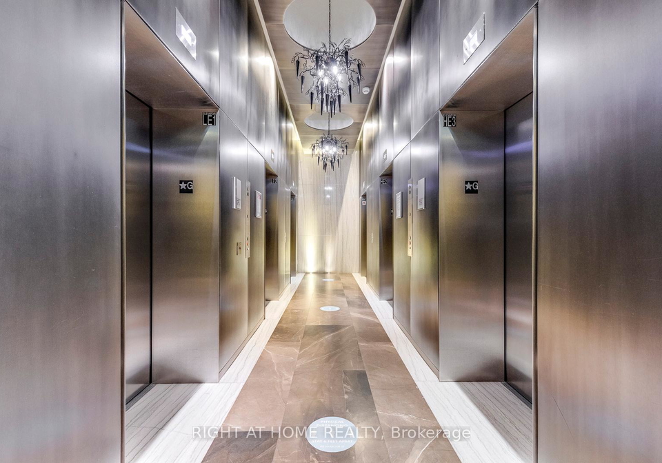 88-harbour-street-toronto-ontario-c12730310